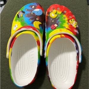 Crocs size men’s 6 women’s 8